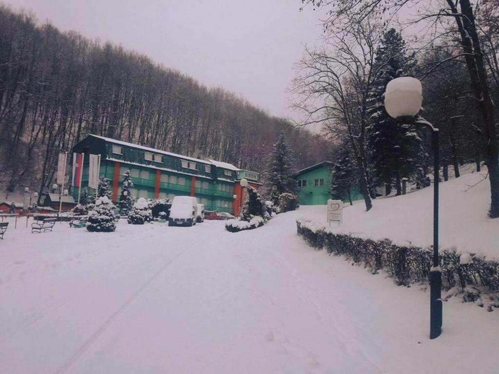 Guesthouse Edelnice Gornja Trepca Ngoại thất bức ảnh